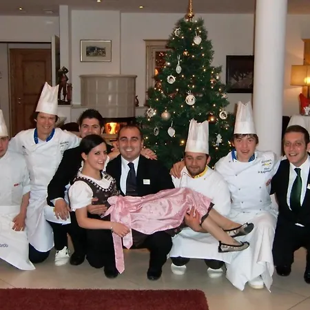 Grones Hotel 4*